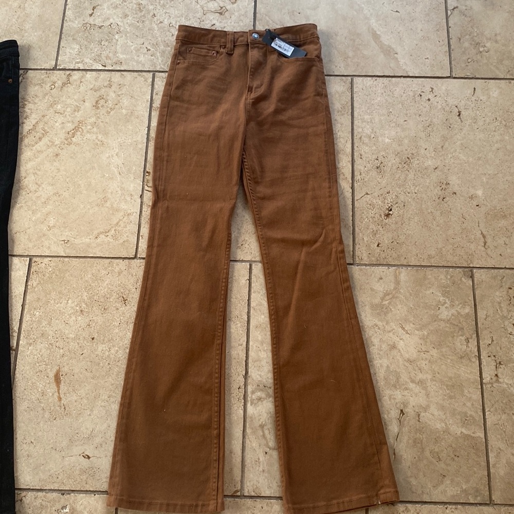 Motel rocks, bootcut jeans, brown
